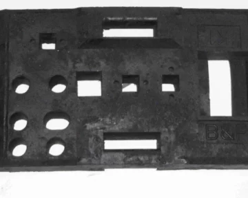 Fußplatte nach K1 schwarz