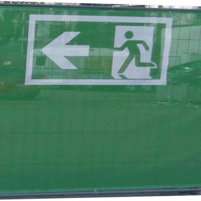 Banner 2,10 x 1,75 m Notausgang links